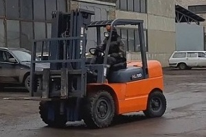 Аренда погрузчика 7 тонн в Москве