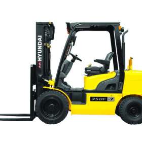 Дизельный вилочный погрузчик Hyundai 30DF-7 г/п 3 тонны