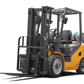 Газ-бензиновый вилочный погрузчик UN FGL30T-N г/п 3 тонны