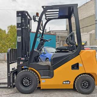 Дизельный вилочный погрузчик UN FD18T-N г/п 1,8 тонны